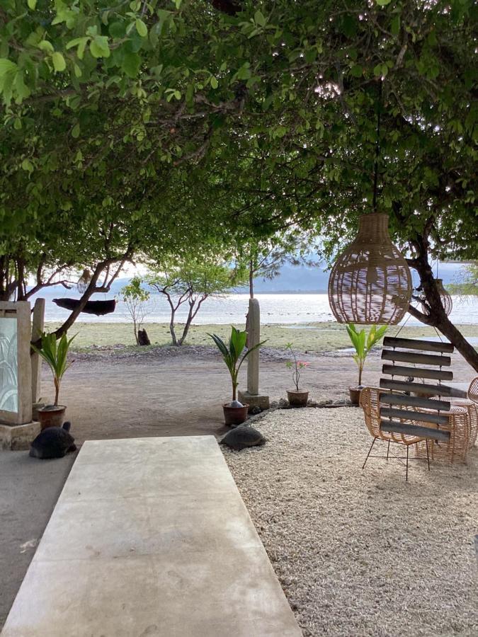 होटल Juliantos By The Sea 4*