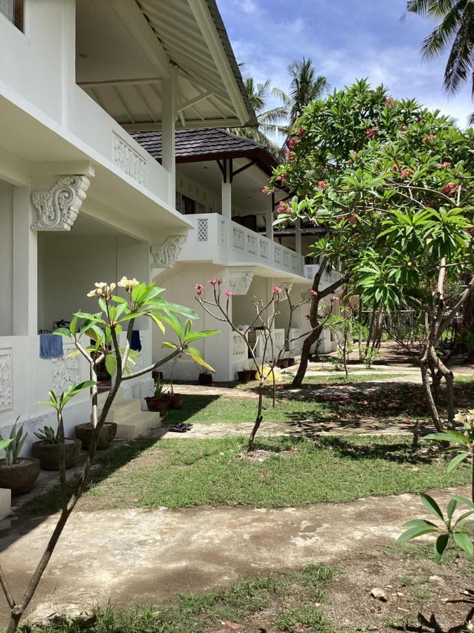 Juliantos By The Sea Hotel Gili Air